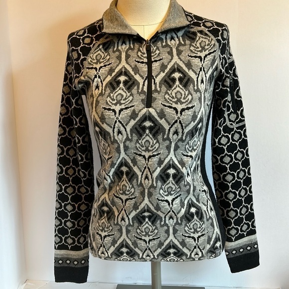 Title nine Black & Gray Merino Wool 1/4 Zip Sweater Women’s XS - Picture 1 of 9